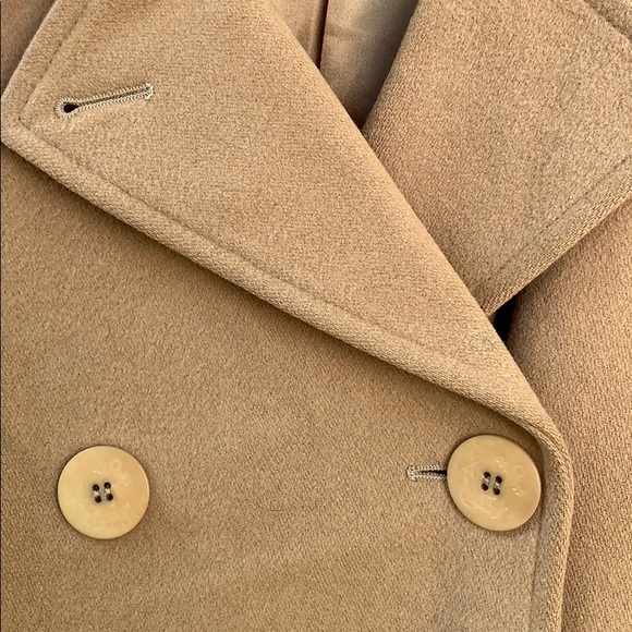 L.L. Bean wool blend women’s 8p pea coat. 3/4 slvs - Picture 3 of 9